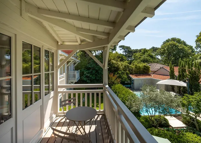 La Du Moulleau Готель 4*