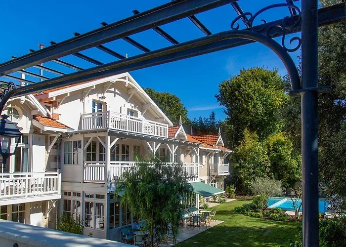 Готель La Du Moulleau 4*